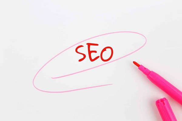 Qui est Thomas Bolle, expert en SEO ?