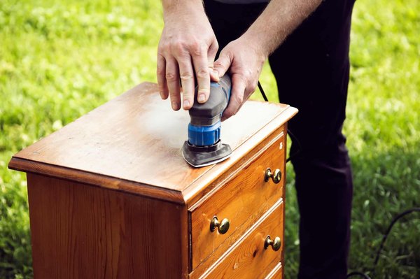 L'importance de la formation en restauration meuble